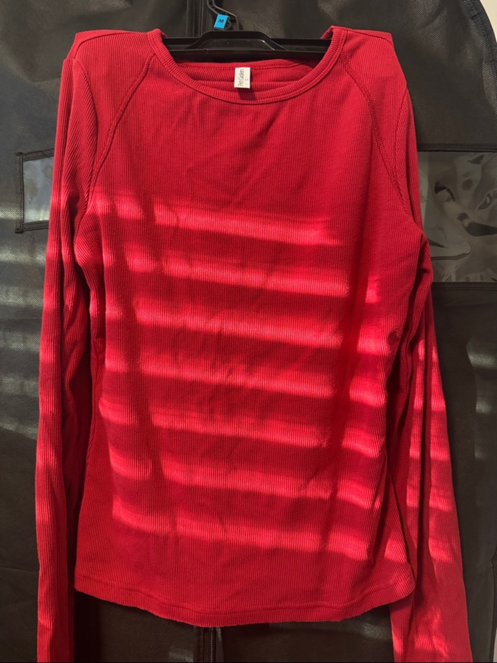 Classic Ribbed Long Sleeve Crewneck Top - Red